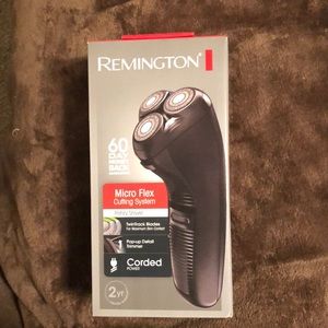 Remington R405: R2 Rotary Shaver Razor, Micro Flex Technology Twin Track Blade